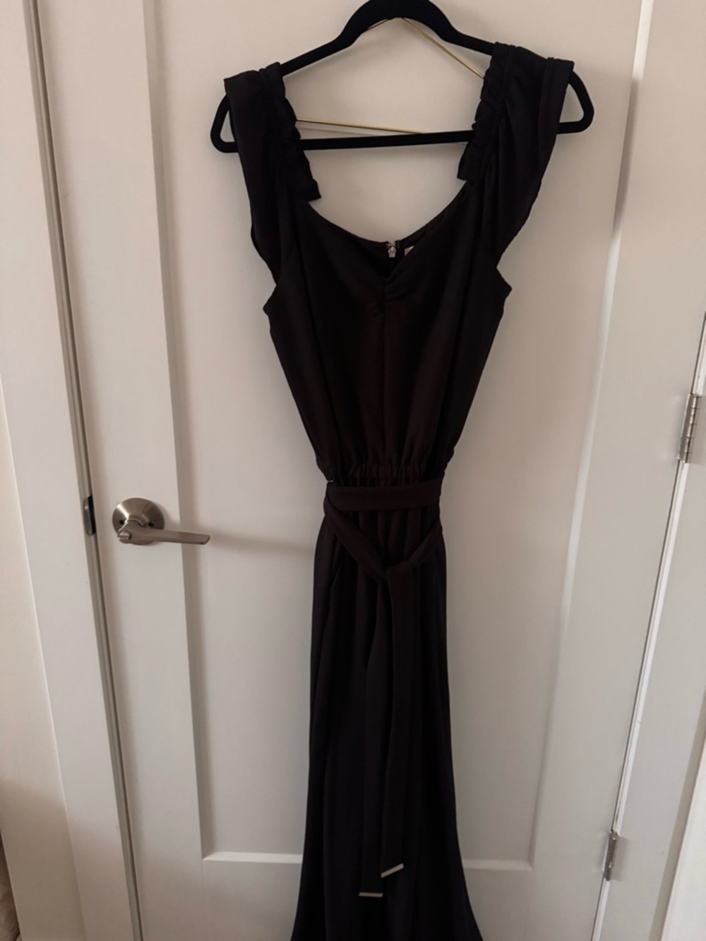Ladies Michael Kors black Ruffle Sleeve Belted Jumpsuit Size Large new